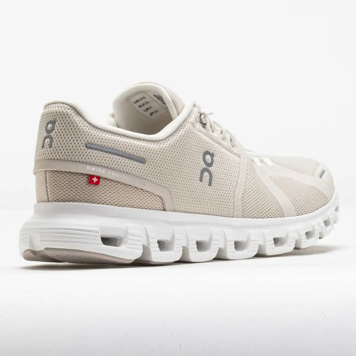 On Running Cloud 6 Pearl White