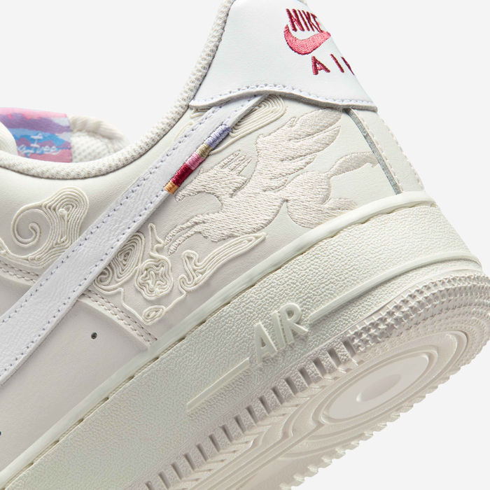 Nike Air Force 1 '07 SE 'LNY'