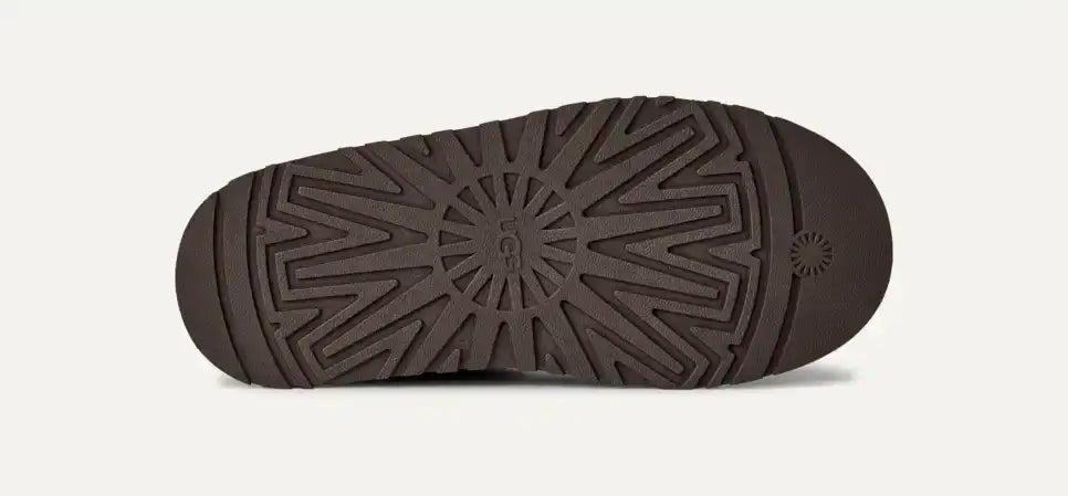 Tazz II Platform Rocky Oak shoe sole with rugged design.