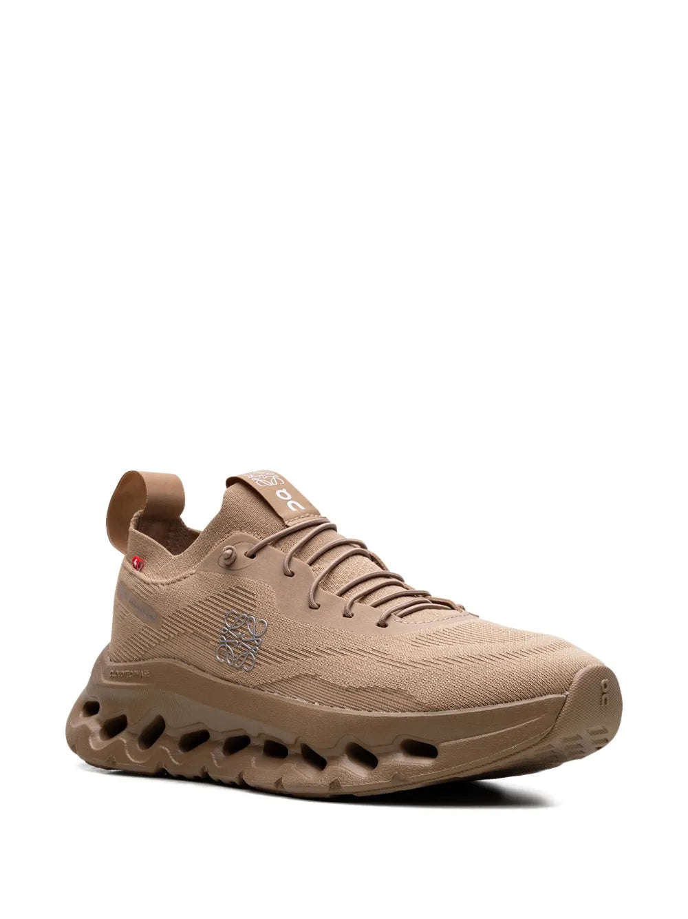 On Running Cloudtilt LOEWE Dark Sand