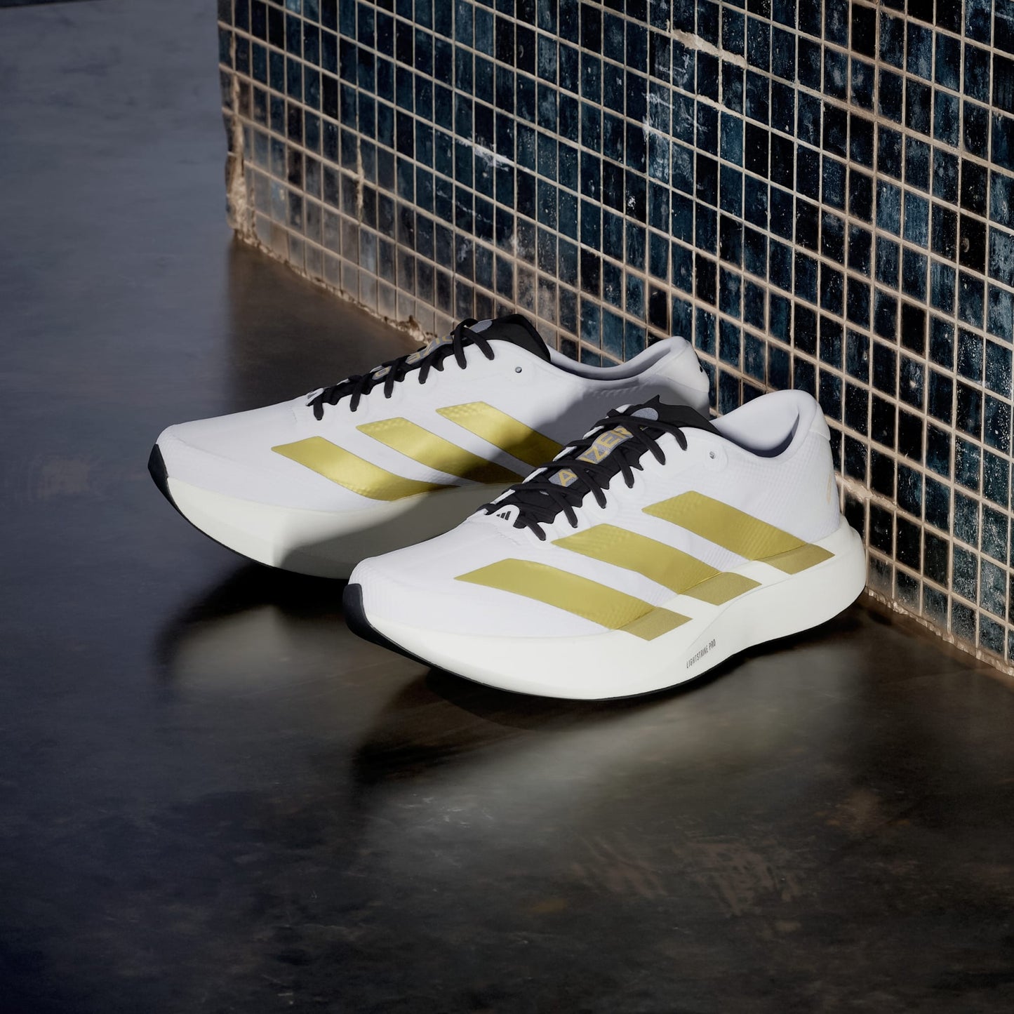 Adizero EVO SL Cloud White / Matte Gold / Core Black