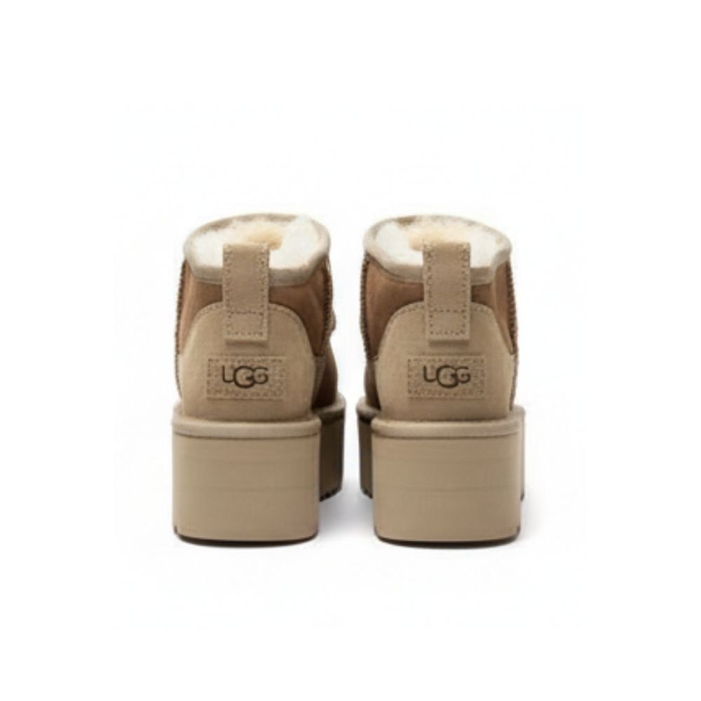 UGG Classic Ultra Mini Platform Sand/Chestnut Boot
