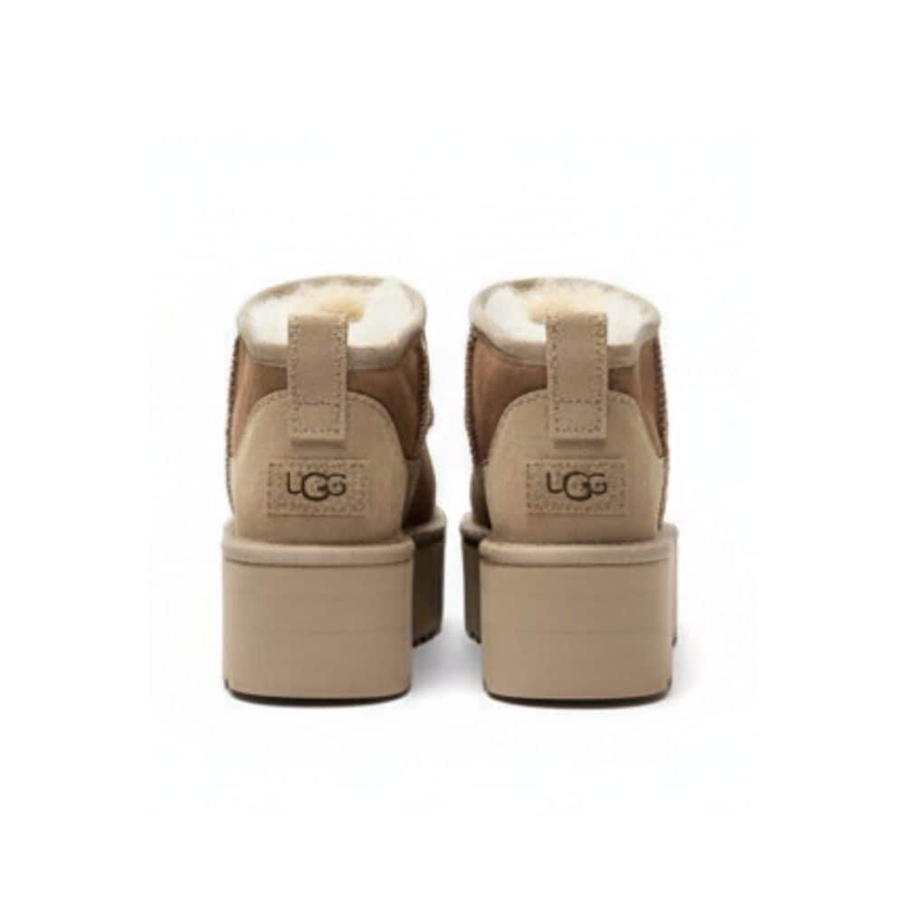 Classic Ultra Mini Platform Sand/Chestnut Boot