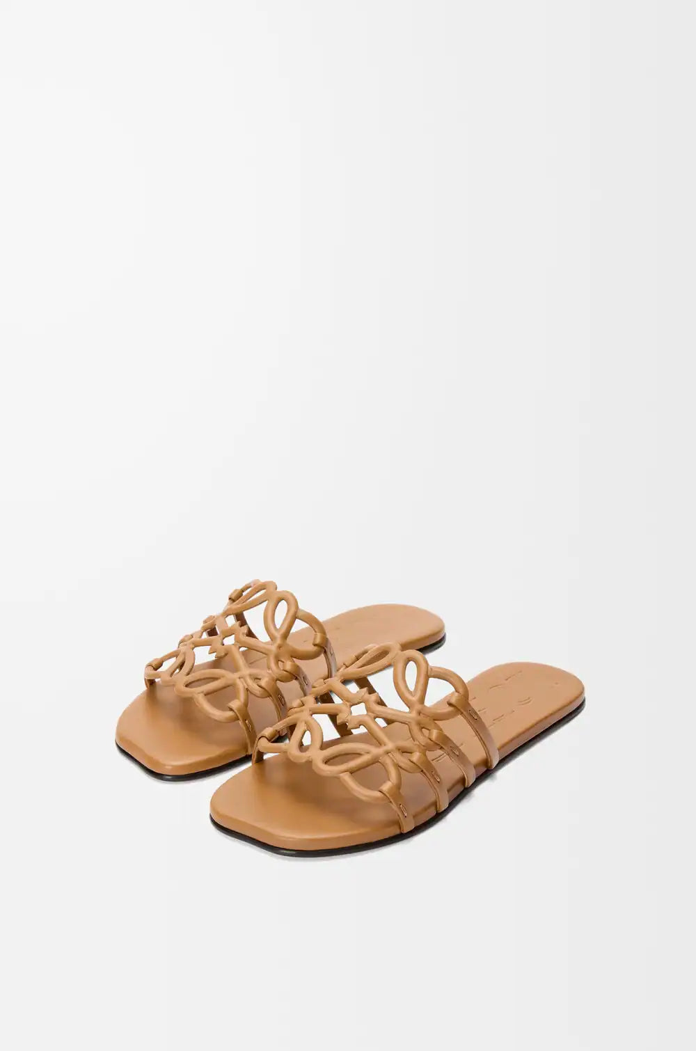 lOEWE Petal Anagram Slide In Soft Calfskin Camel