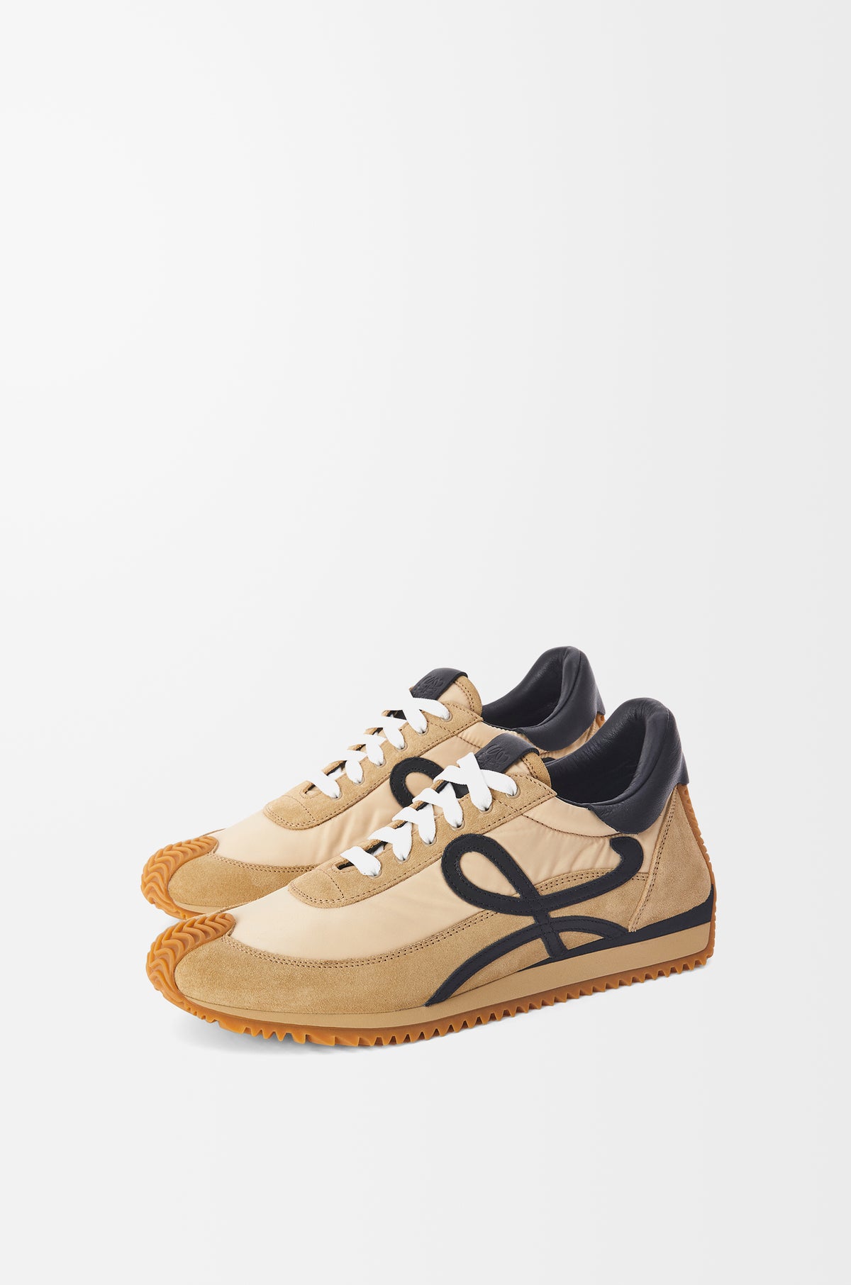 Flow Runner In Nylon And Suede Gold/Black