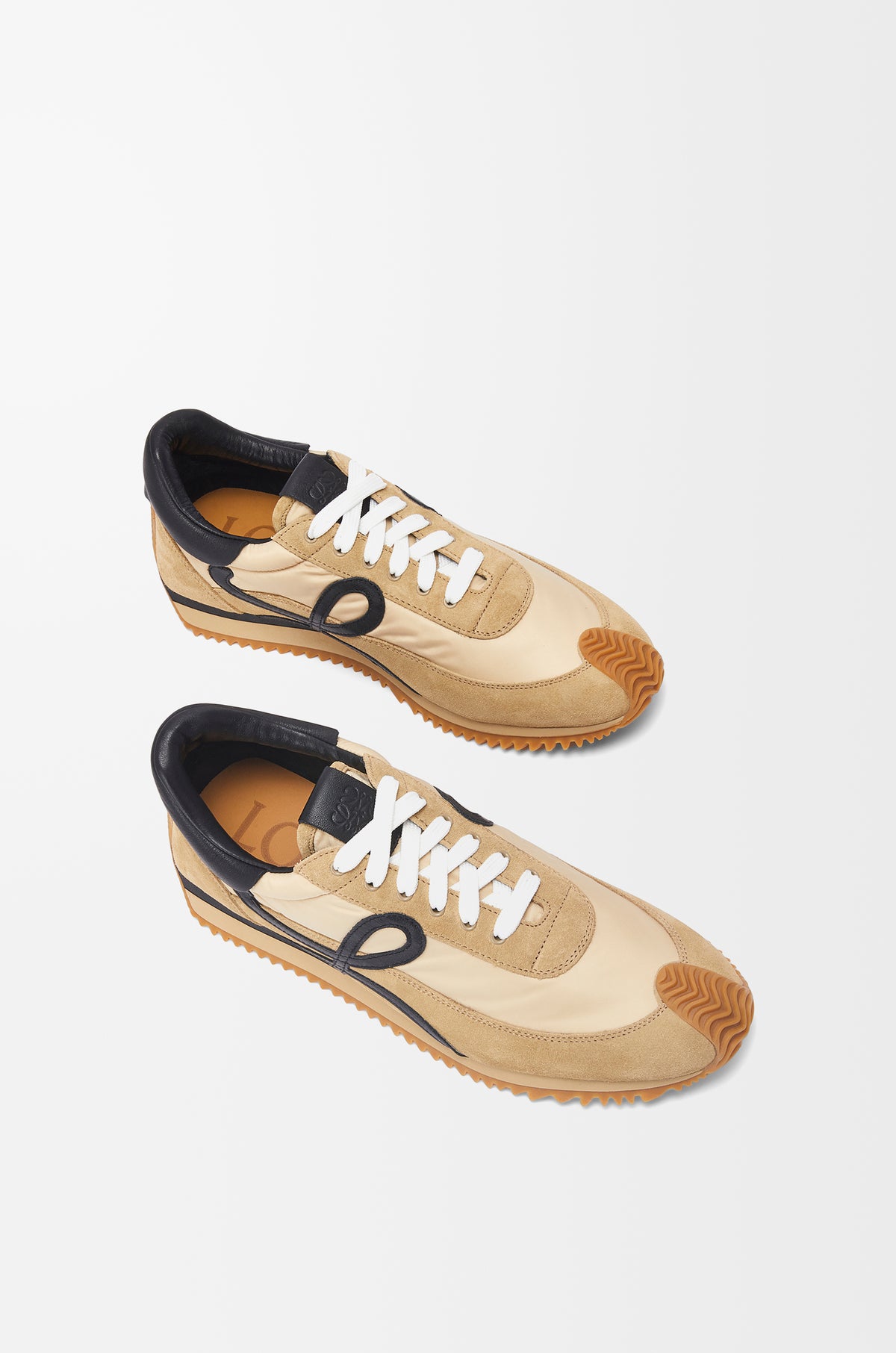 Flow Runner In Nylon And Suede Gold/Black
