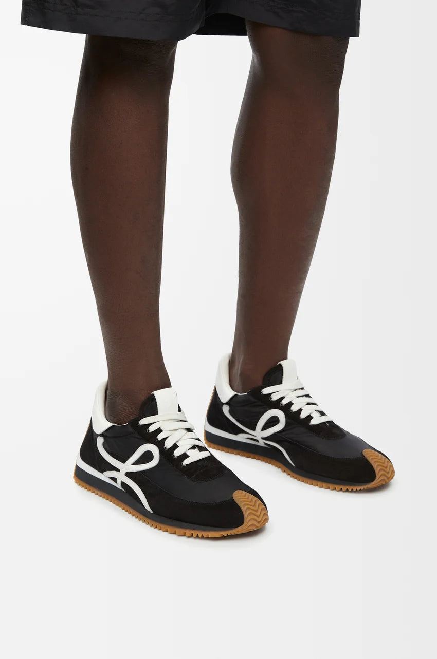 Flow Runner In Nylon And Suede White