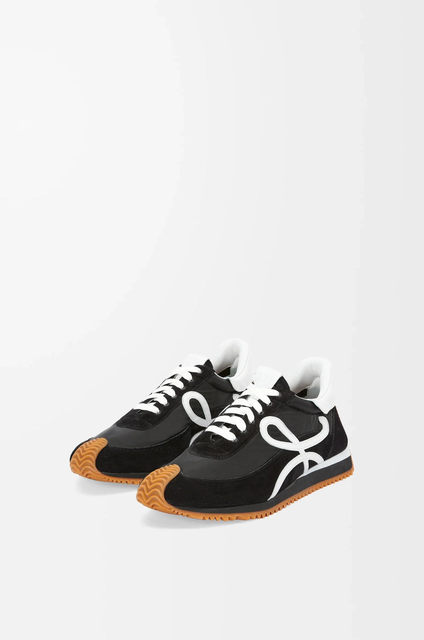 Flow Runner In Nylon And Suede White