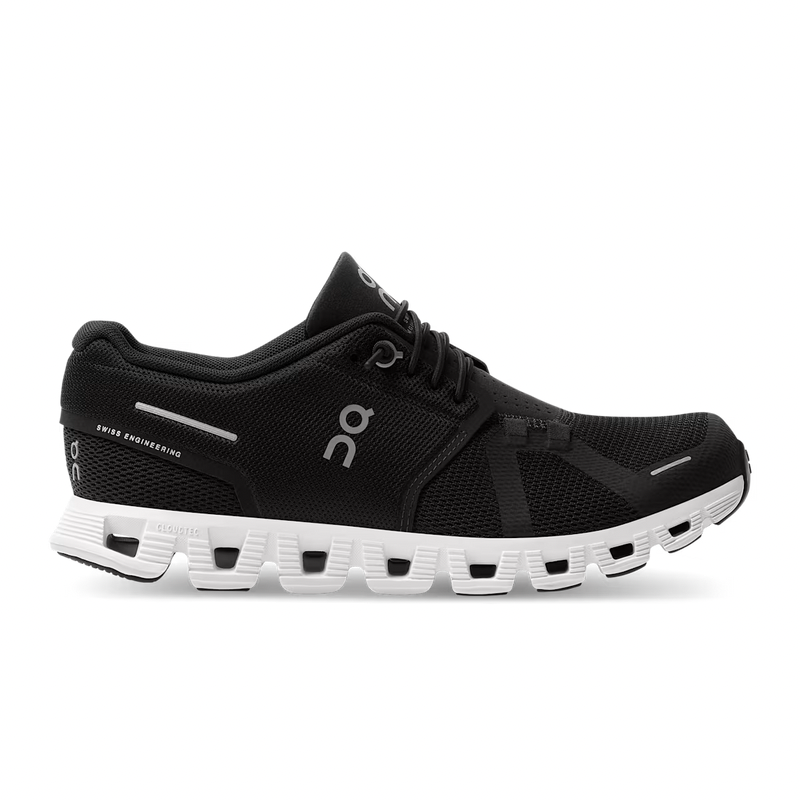 On Running Cloud 5 Black/White