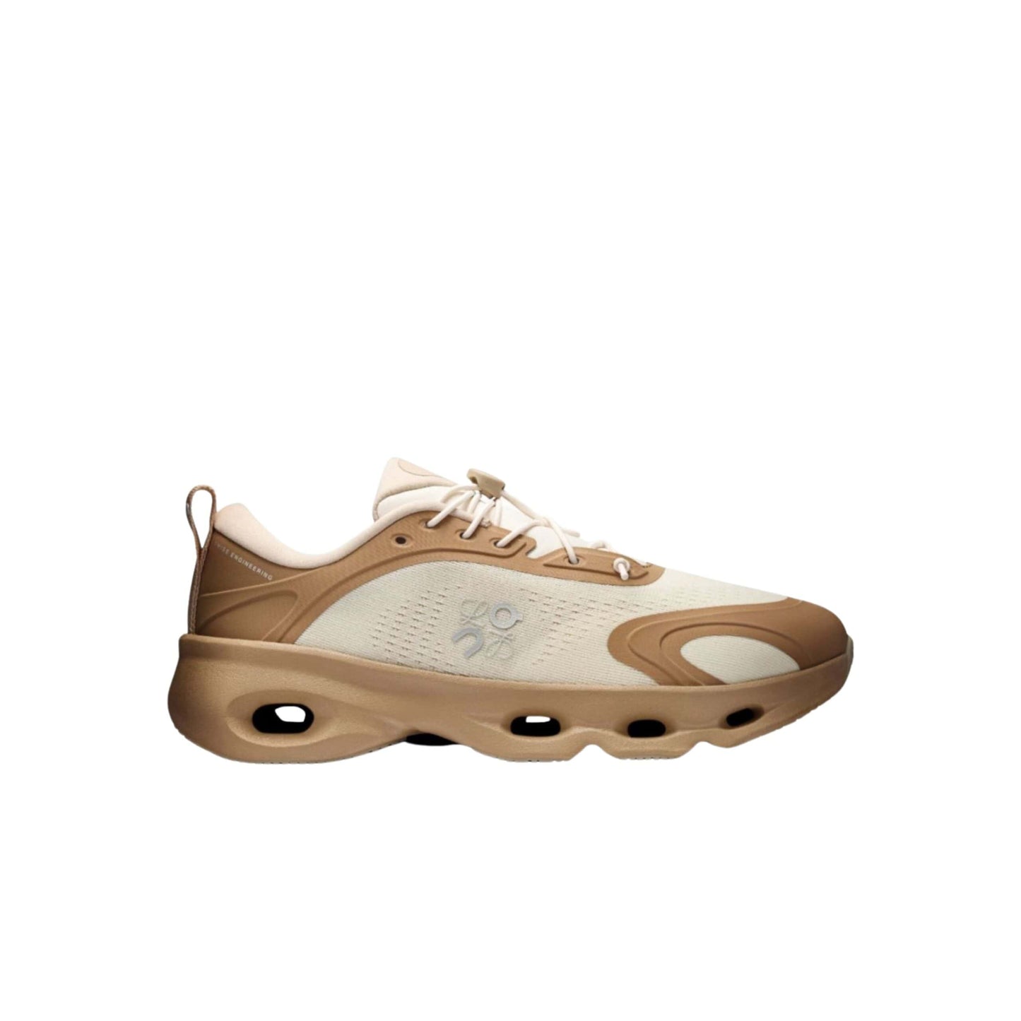 On Cloudsolo loewe Dark sand "Cream"