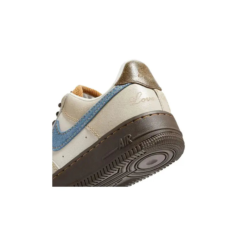 Nike Air Force 1 '07 Love and Peace